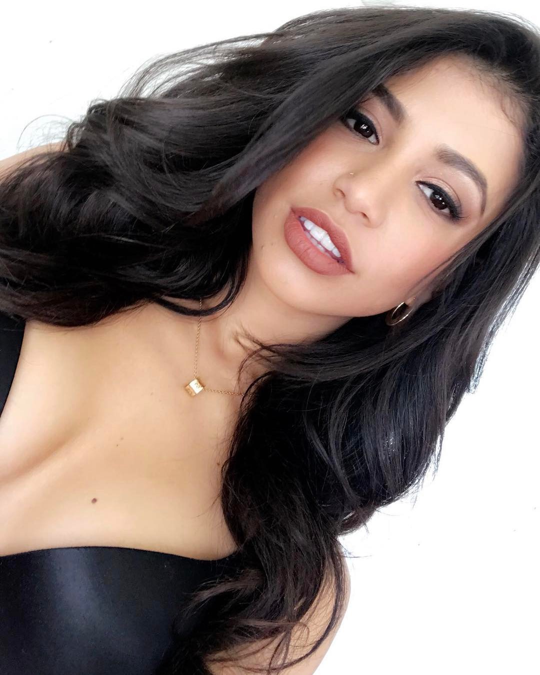 Model Veronica Rodriguez 