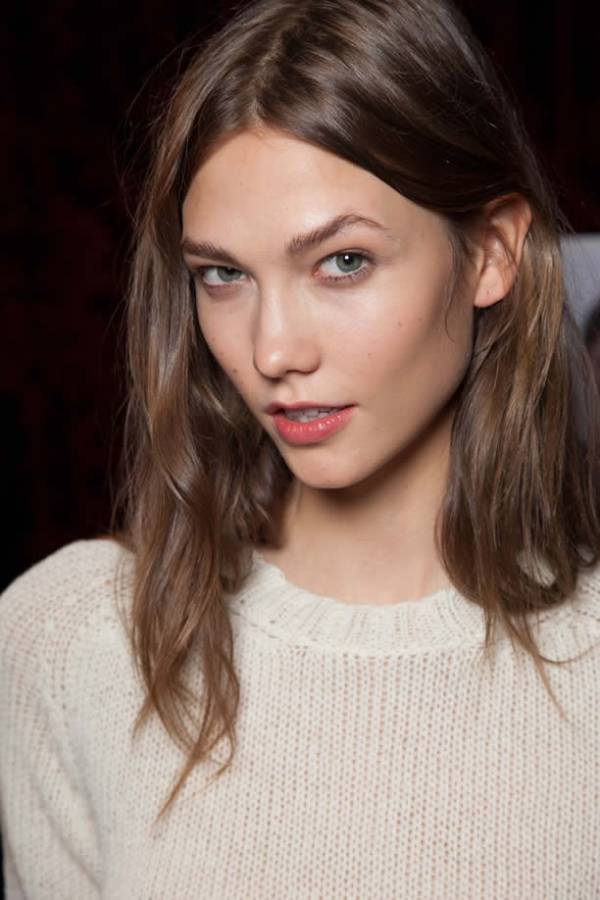 Karlie Kloss is a model that appeared in Taylor Swift Bad Blood