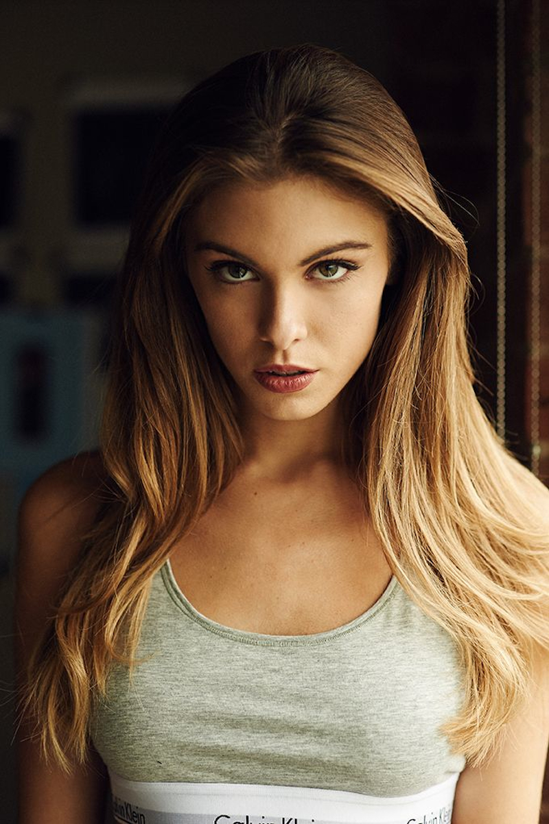 Model Carmella Rose 