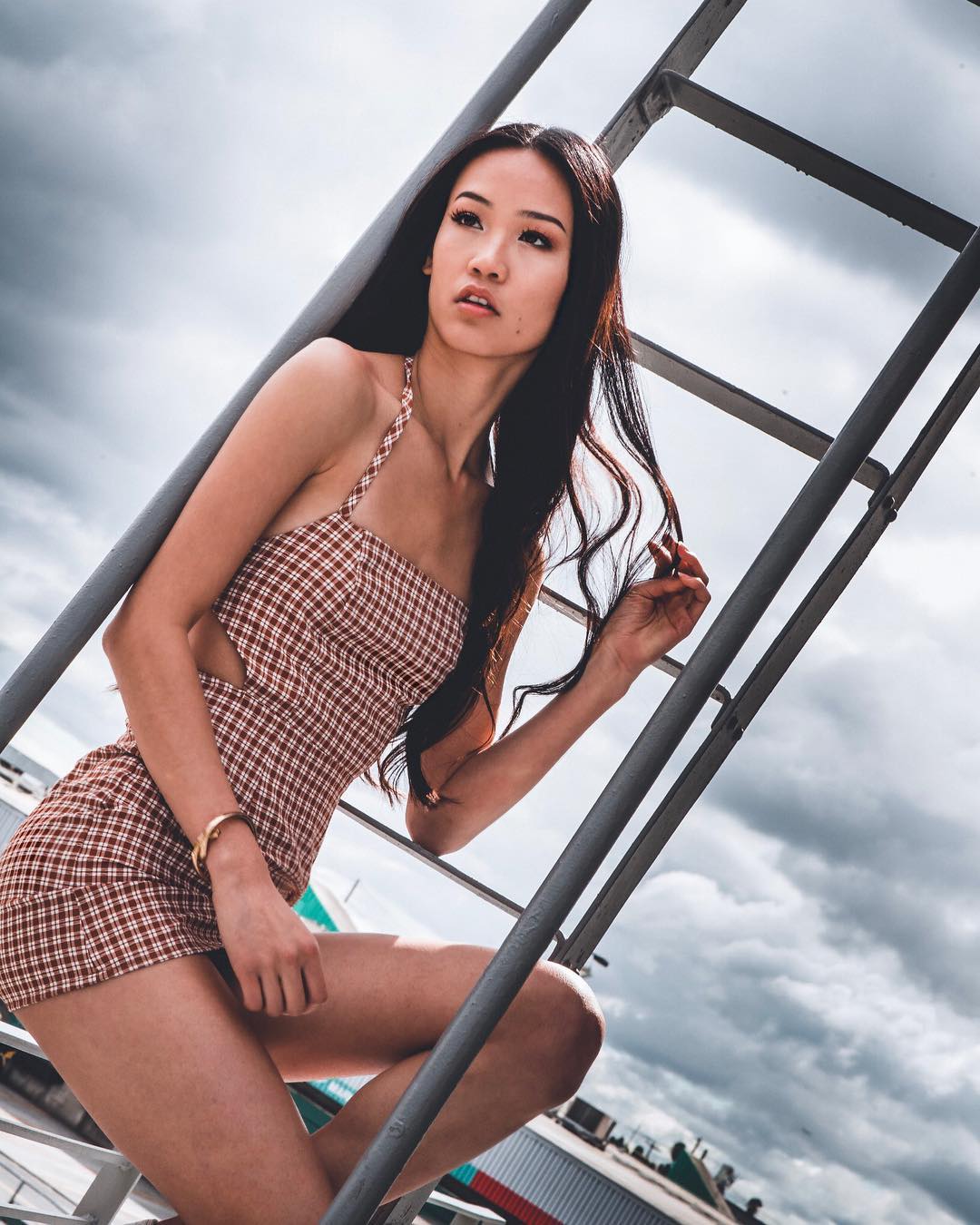 Model Aileen Chiu 