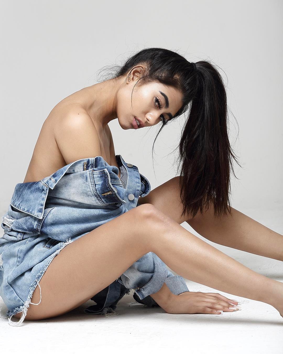 Model Camila Romero 