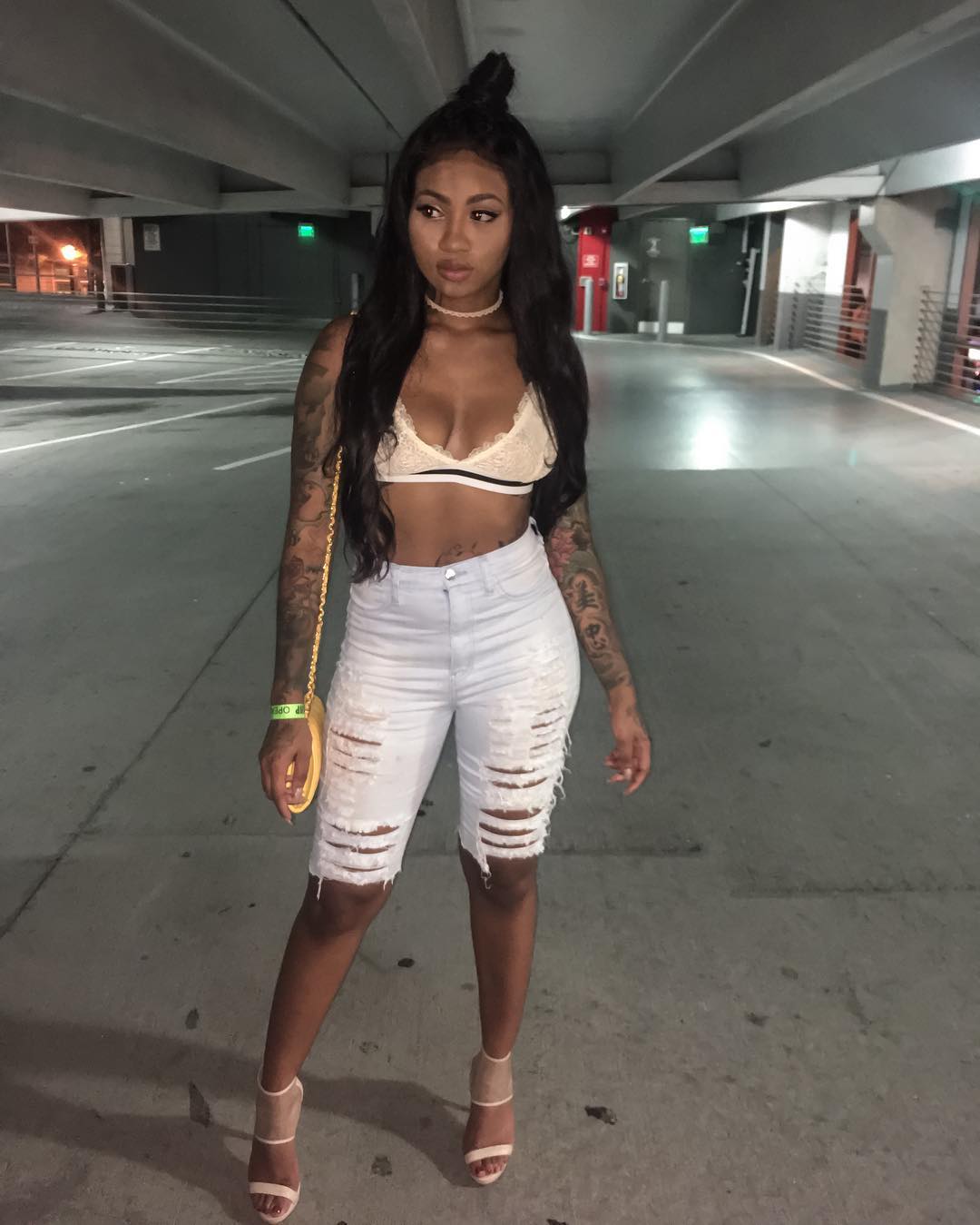 Su Yung is a model that appeared in Young Dolph Rich Crack Baby